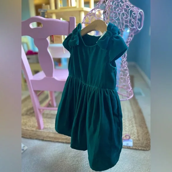 carters green velvet dress Cameo Emerald Green Velvet Maxi Dress – Skirt Society